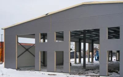 Fachadas naves industriales: soluciones resistentes y eficientes para instalaciones industriales